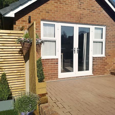 Grove Lodge Pembrokeshire Milford Haven Exterior foto